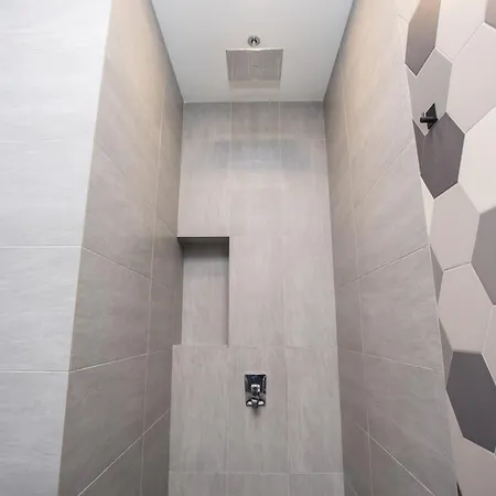 Ceylonz Suites Near Klcc& Kl Tower By Bai Yi Kuala Lumpur Exterior photo